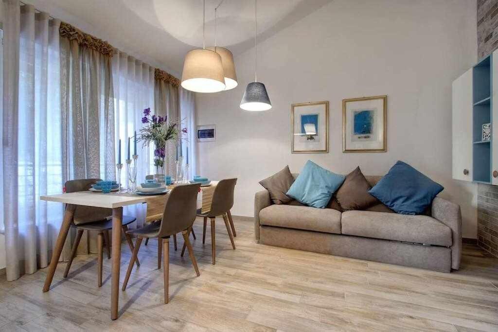 Faenza Elegant Apartment ฟลอเรนซ์ ภายนอก รูปภาพ